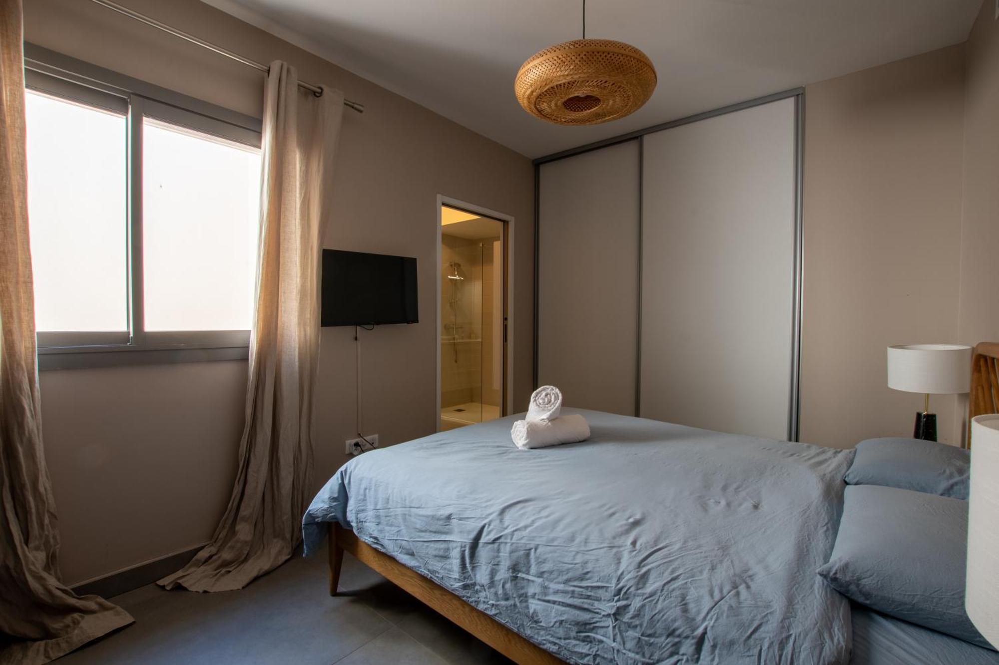 Luxury Mind Vue Exceptionnelle Pied Dans L'Eau Parkings Prives 2 Places Climatisation Hyper Centre Logement D'Exception لا غراند موت المظهر الخارجي الصورة