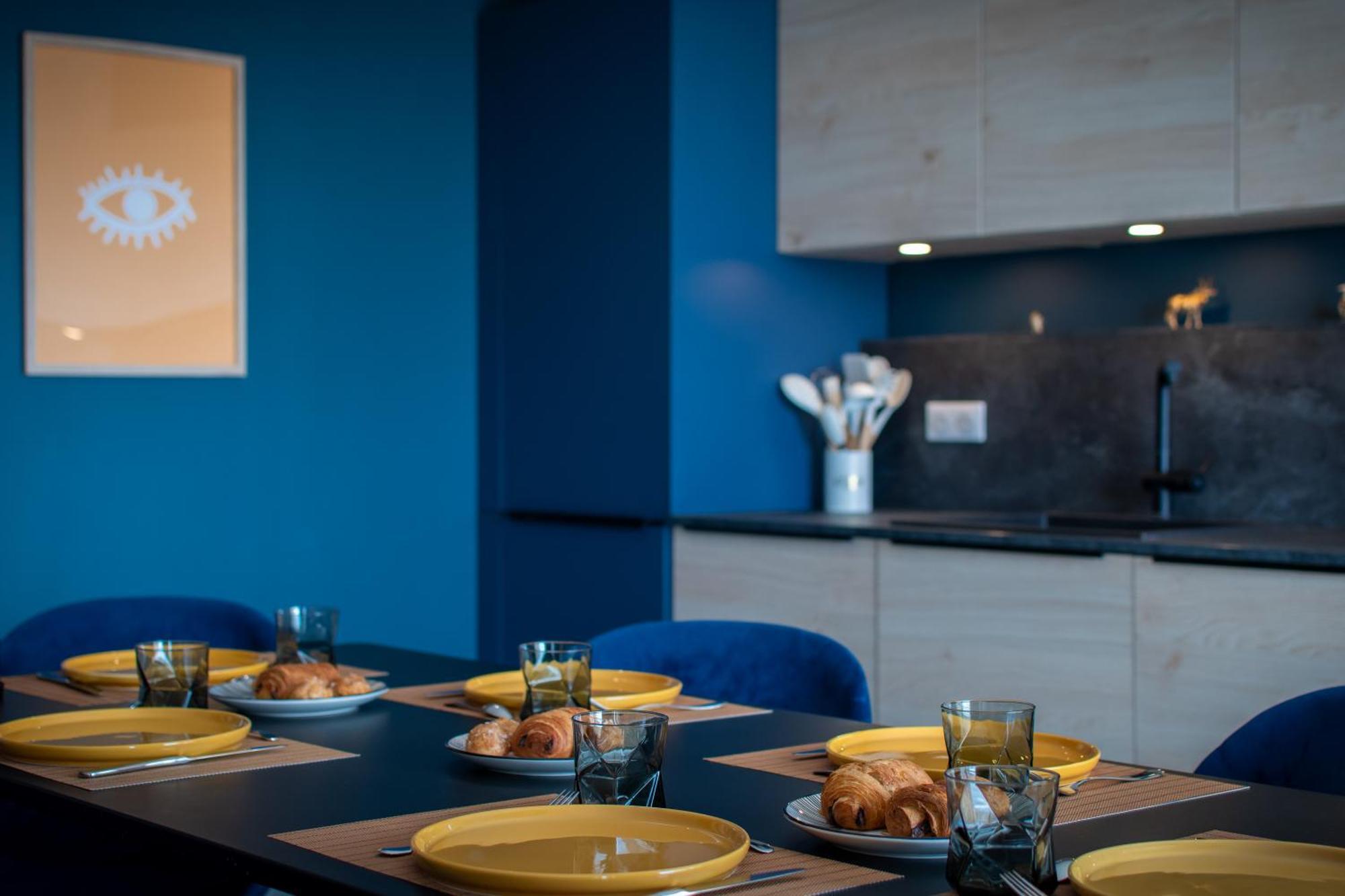 Luxury Mind Vue Exceptionnelle Pied Dans L'Eau Parkings Prives 2 Places Climatisation Hyper Centre Logement D'Exception لا غراند موت المظهر الخارجي الصورة